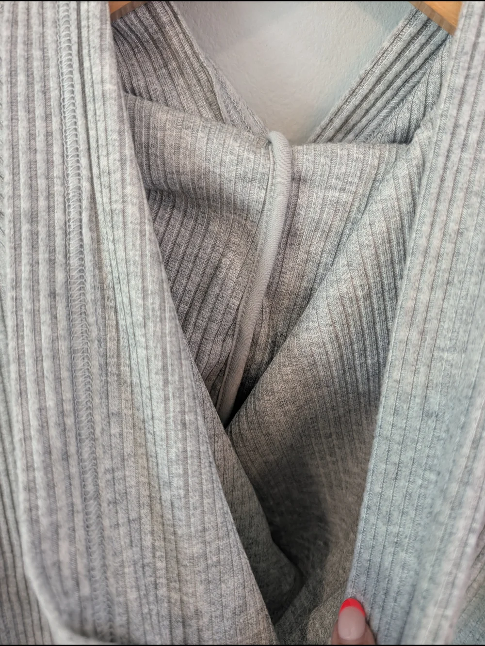*New* Alo Women's Muse Gray Ribbed Cropped Hoodie Sz Small